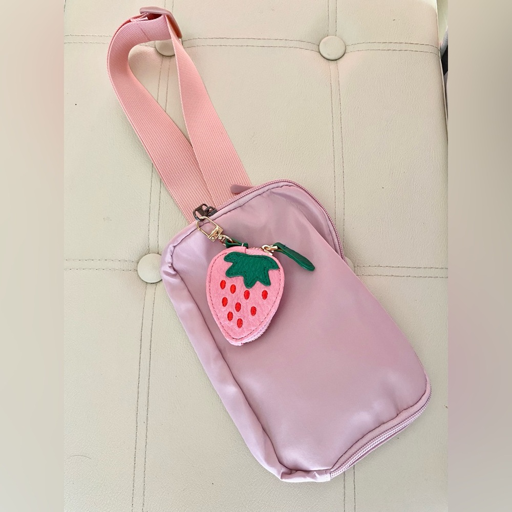 Strawberry Coin Purse Keychain Pink Strawberry purse charm Keychain pouch - Picture 10 of 15